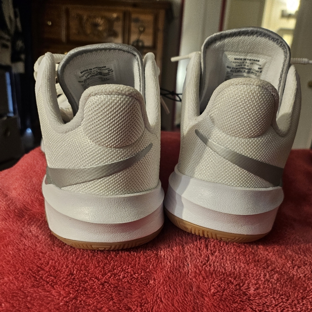 Nike Zoom Hyperspeed Court Sneakers Men 6.5 Wm 8 White Silver Volleyball - Picture 9 of 10